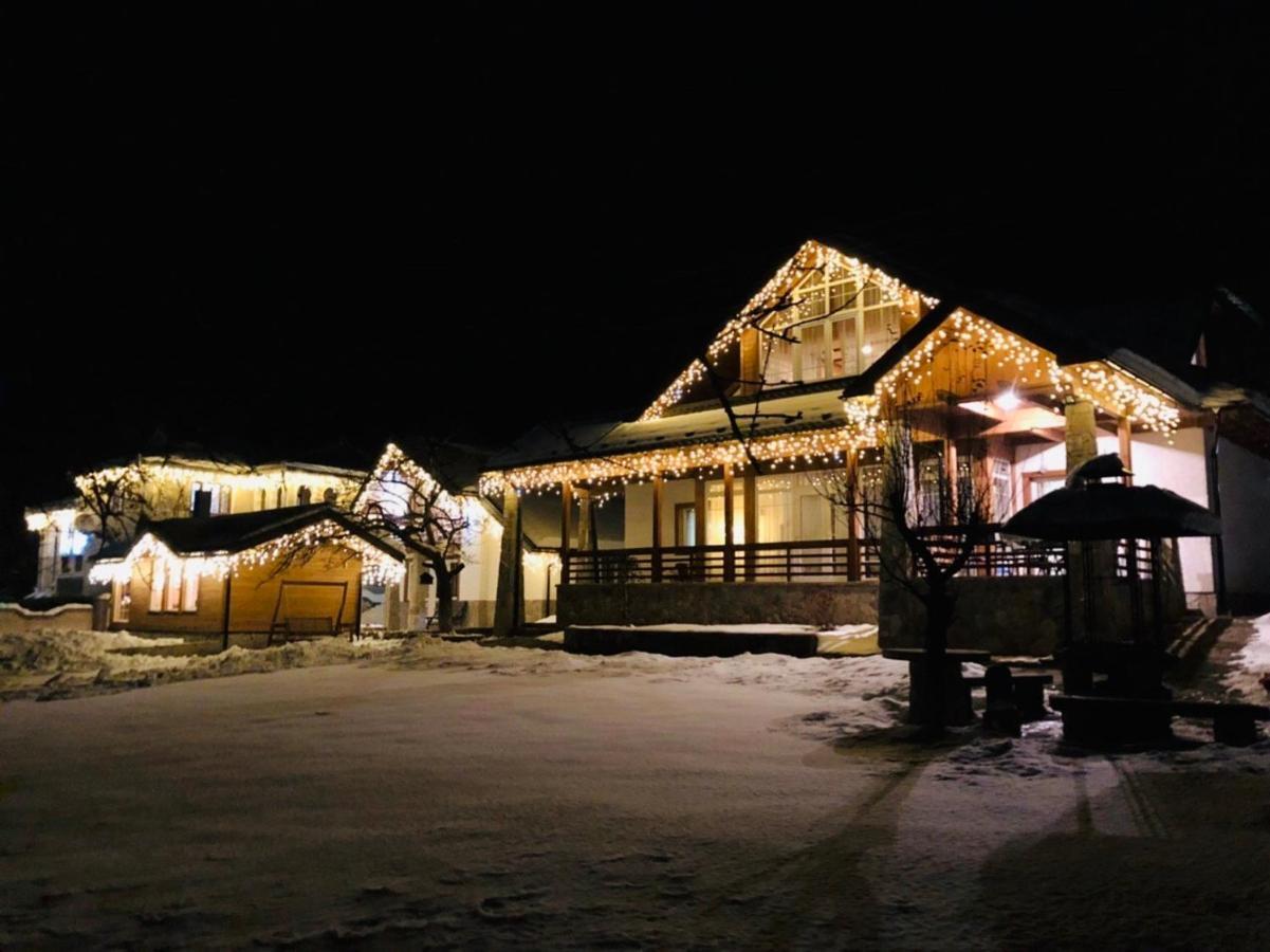 Cottage Familiya 베르코비나 외부 사진